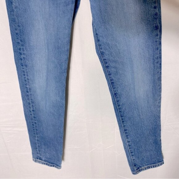 Levi’s Med Wash High Rise Wedgie Jeans 24 - Picture 12 of 15